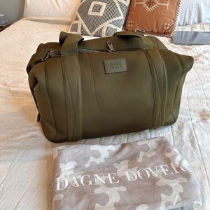 *SOLD* Dagne Dover Large Landon Carryall Dark Moss